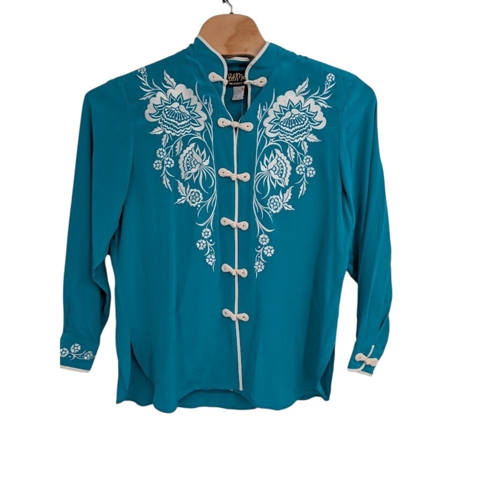 Bob Mackie NWT Wearable Art Women's Blue Floral Silk Embroidered Asian Blouse L